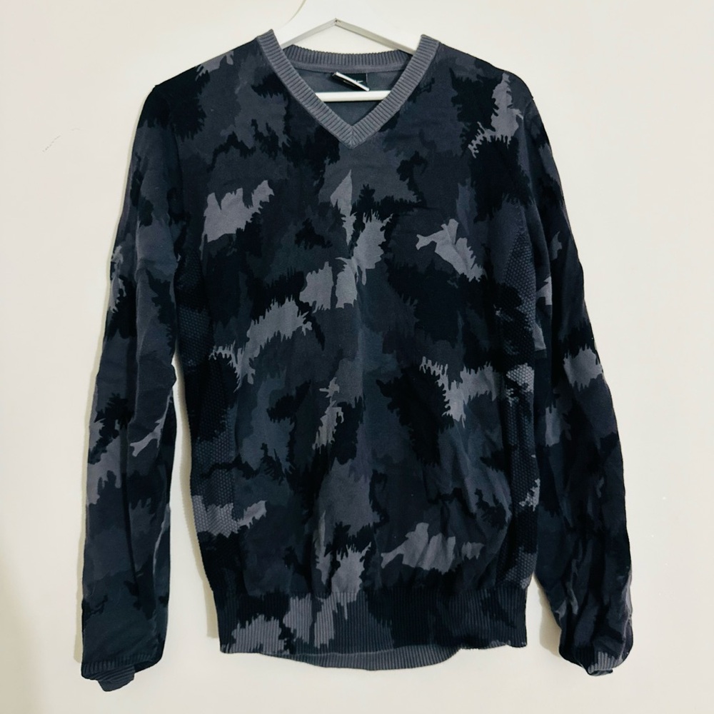 Nike Gray V-Neck Sweater with Soft Texture US SMALL
